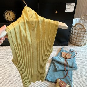 Women's Sleeveless Ribbed Knit Pullover Vest 2026 Early Autumn Slim Fit Top