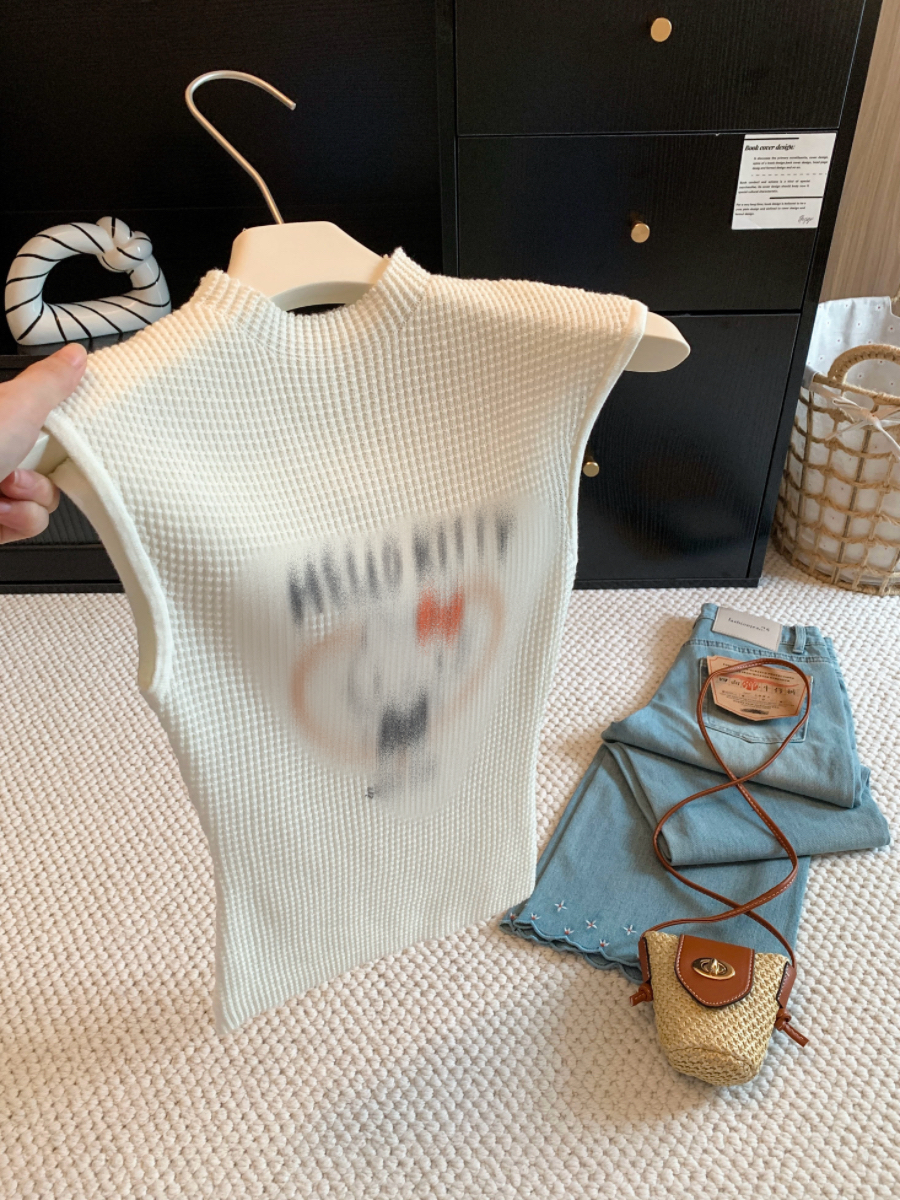 Women's Slim Fit Sleeveless Knit T-Shirt with Cartoon Print