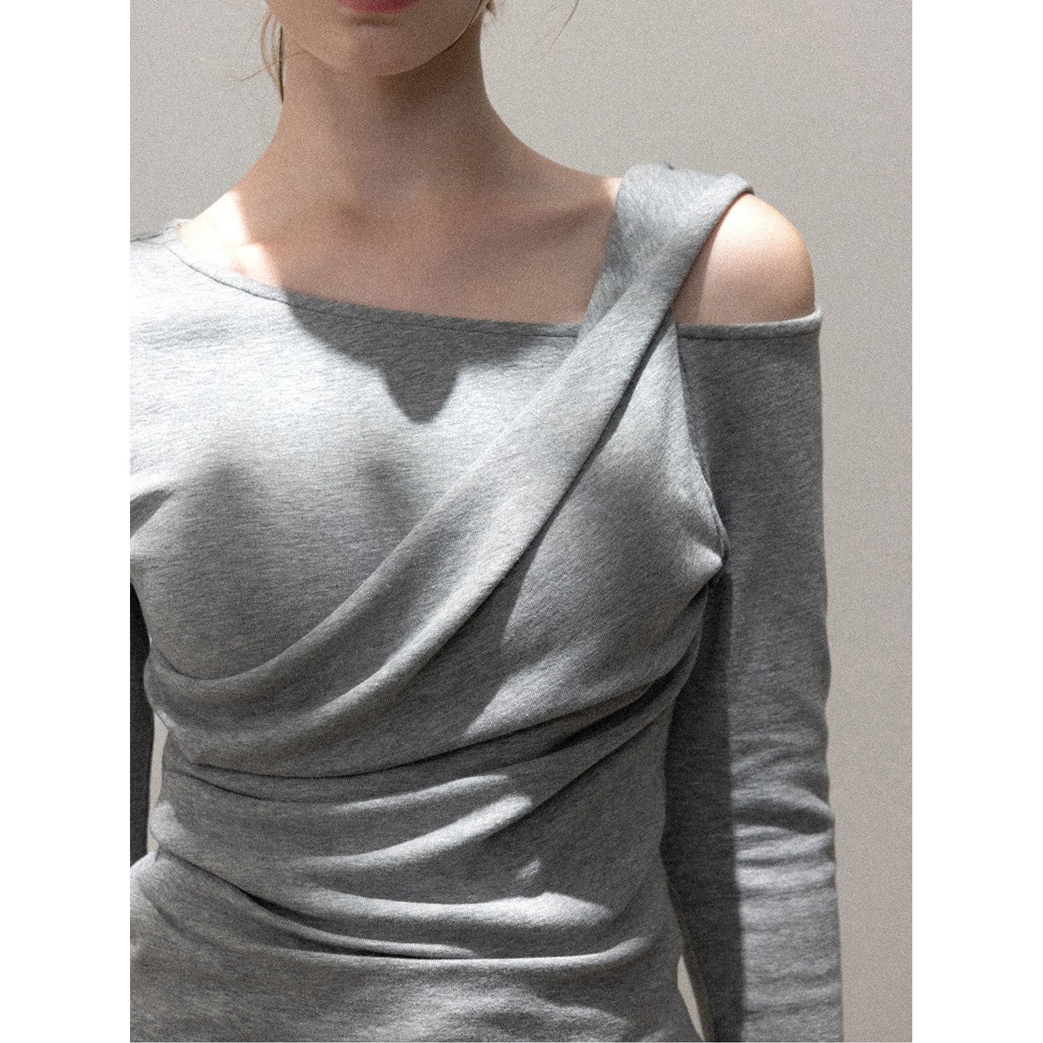 Korean Style Gray Off-Shoulder Long Sleeve T-Shirt Women Summer Design Slim Fit Top - Image 2